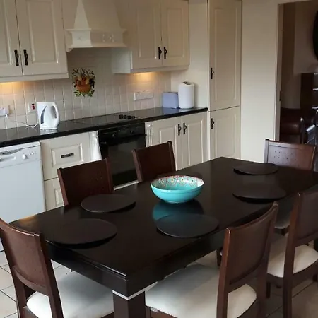 Feriehus An Nead 35a Dublin Road Renmore Galway